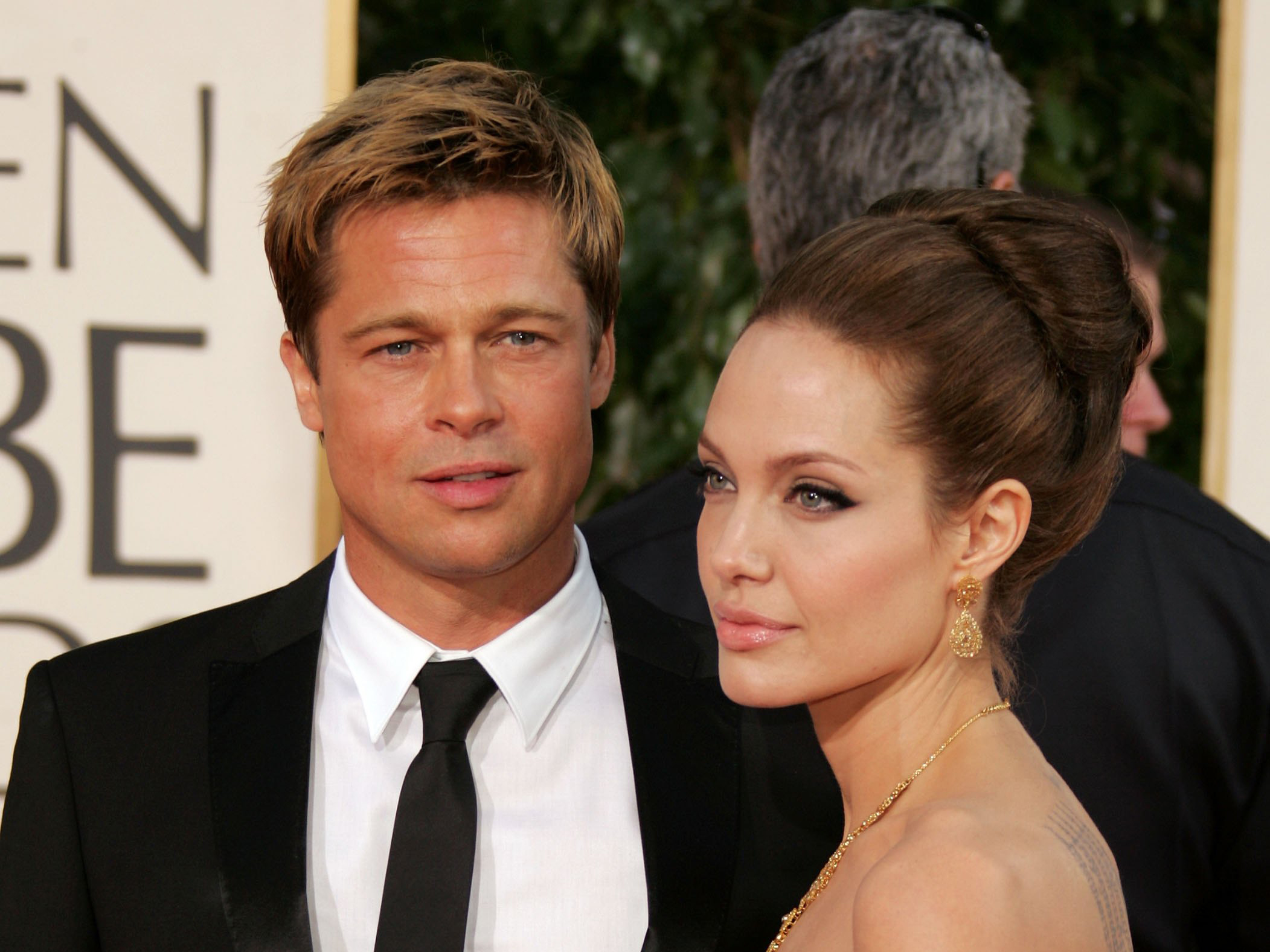 BEVERLY HILLS, CA - JANUARY 15:  Actors Brad Pitt and Angelina Jolie arrive at the 64th Annual Golden Globe Awards at the Beverly Hilton on January 15, 2007 in Beverly Hills, California.  (Photo by Frazer Harrison/Getty Images)