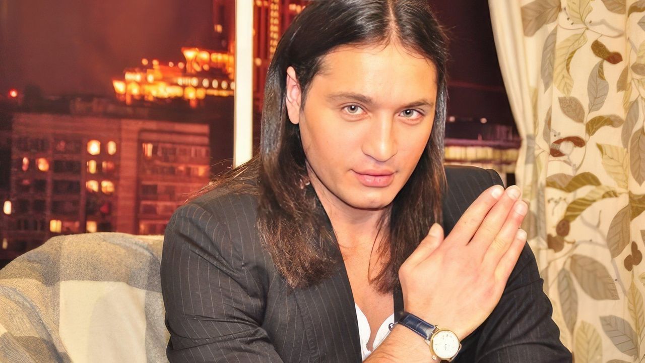 Рустам Солнцев в молодости — старые фото с юности