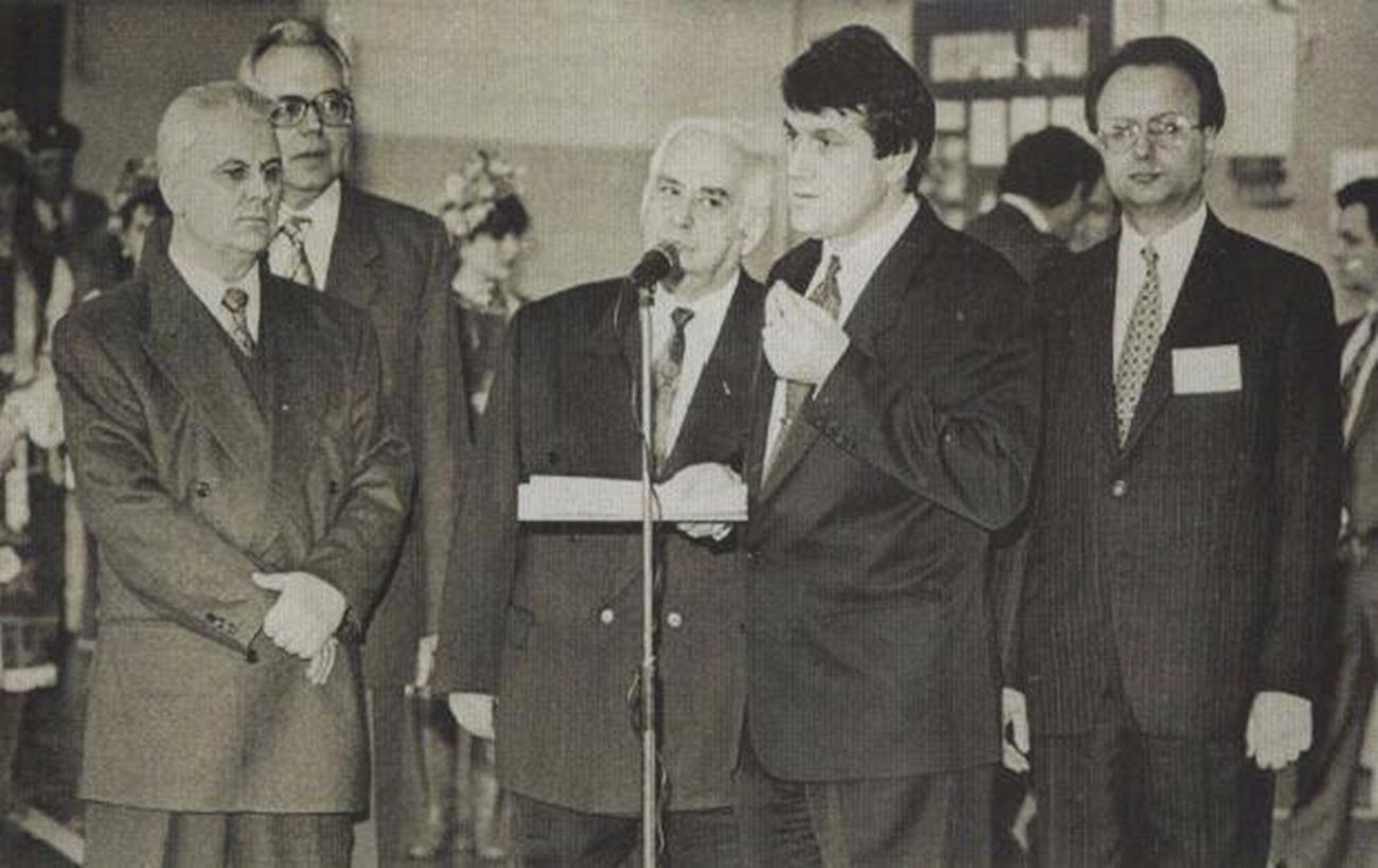 18446932_1560944380584047_8535546114821905536_n