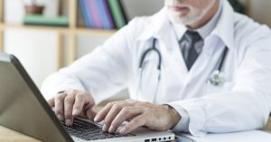 Чи впливає договір з НСЗУ на роботу в ЕСОЗ: пояснення для медзакладів
