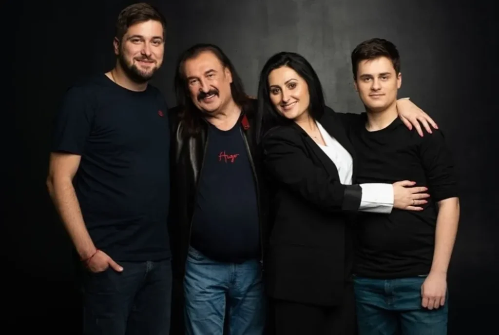 Степан Гіга Перша Дружина: подробности личной жизни и начало семейной истории