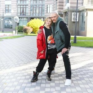 Дети Усика: подробности о семье и личной жизни чемпиона