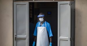 Загроза на тлі спалаху Еболи: в Африці зафіксували ізольований випадок лихоманки Марбург