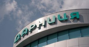 Запас ліків на півроку: «Дарниця» передала допомогу військовому шпиталю на західному напрямку
