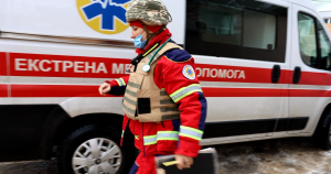 Захист працівників екстреної медичної допомоги: медиків хочуть прирівняти до правоохоронців